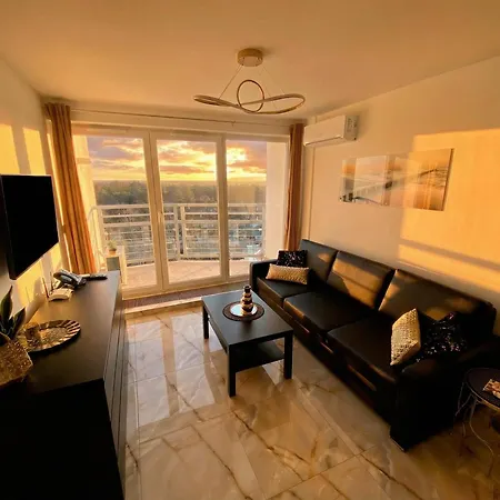 Sloneczny Apartament Z Pieknym Widokiem Na Morze I Las -9 Pietro Apartment